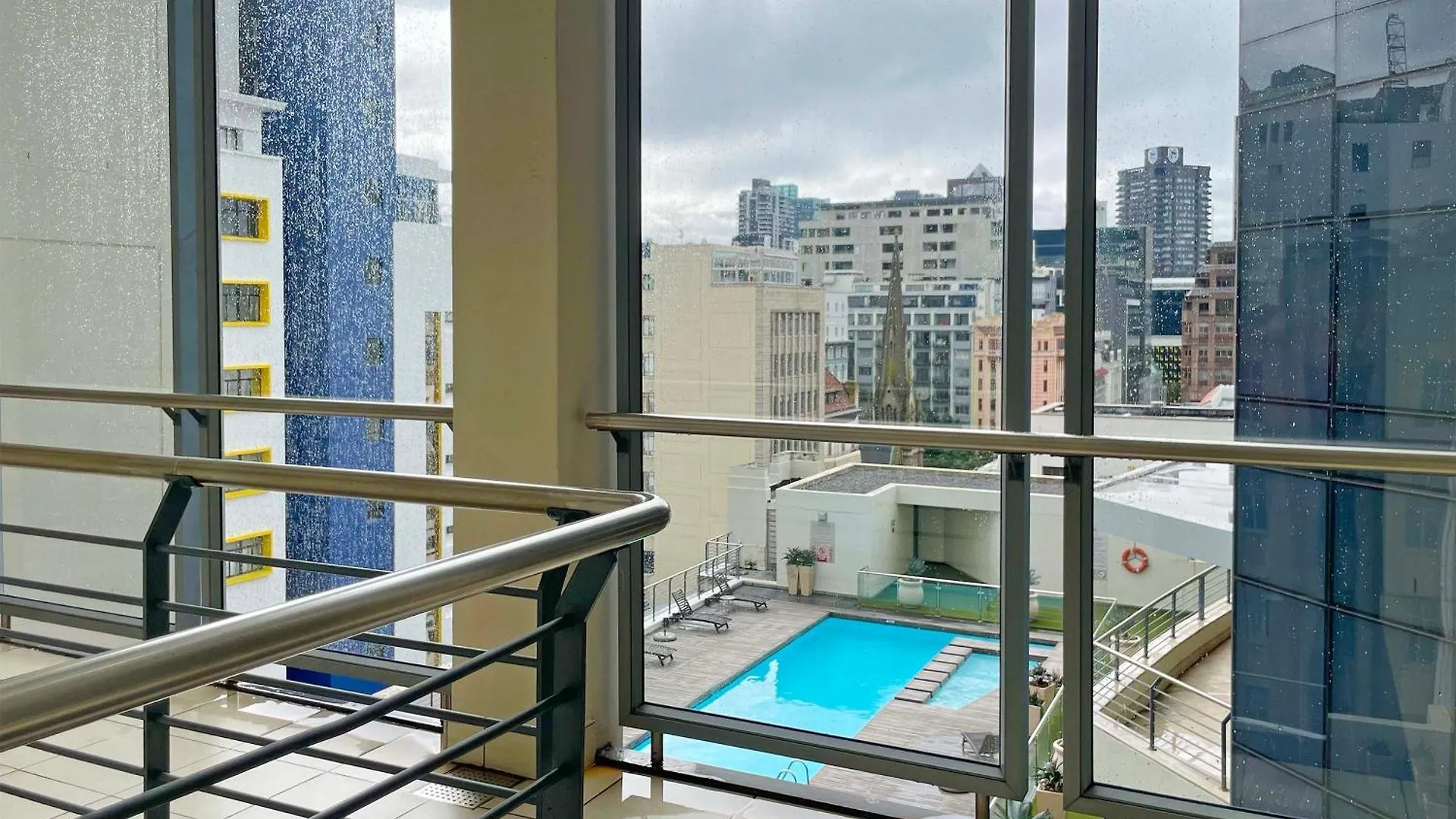 Mandela Rhodes Place Mountain Views Apartment Cbd ケープタウン